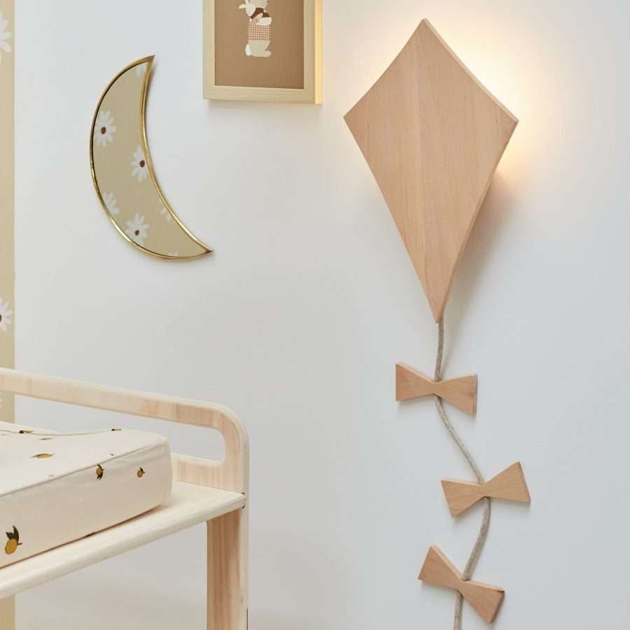 Houten wandlamp vlieger