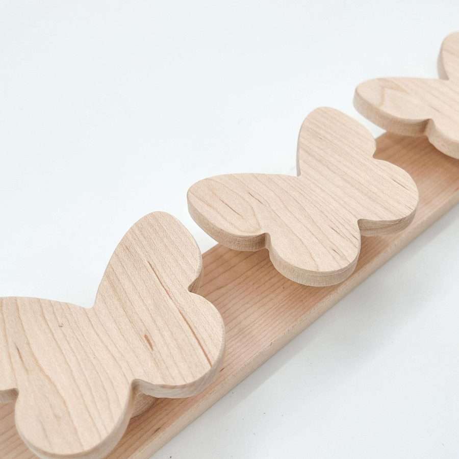 Super leuke houten kinderkapstok met vlinders